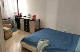 De vânzare 2 camere, 40 mp, terasa 73 mp, parcare, zona strazii Oasului