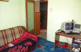 Apartament de vanzare cu 2 camere, decomandat
