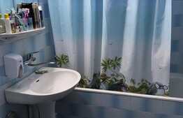 Apartament 3 camere, 80 mp, decomandat, zona strazii Scortarilor