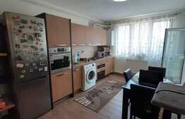 Apartament la cheie, etaj intermediar, parcare, zona Terra!