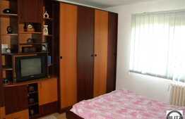 De vanzare 4 camere 80 mp in Marasti