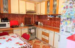 Apartament 3 camere, 63 mp, parcare, zona strazii Teilor!