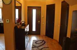 Exclusiv! Duplex de vanzare, 180 mp utili, 225 mp teren, finisat modern, mobilat complet! Zona exclusiv de case!