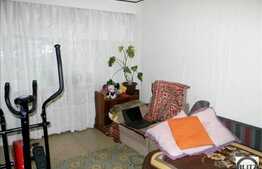 Vanzare apartament decomandat cu 2 camere, 55 mp utili