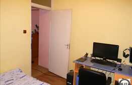 Vanzare apartament decomandat cu 2 camere, 55 mp utili