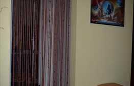 Un apartament cu 3 camere la pret extrem de bun!