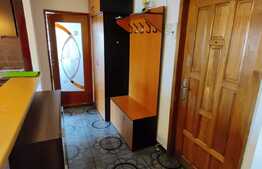 Apartament 2 camere, decomandat, zona UMF