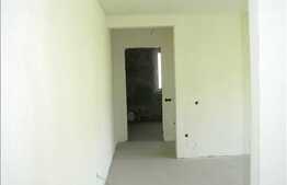 Apartament 2 camere in zona buna! Semifinisat!