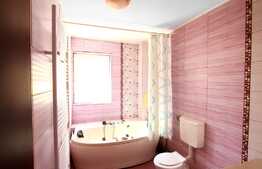 2 camere, 54 mp, terasa 27 mp, decomandat, parcare si garaj, zona Mozart