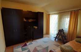 Casa individuala cu 4 camere si 270 mp de teren, zona Raiffeisen Bank