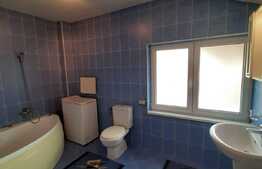 Casa individuala cu 4 camere si 270 mp de teren, zona Raiffeisen Bank