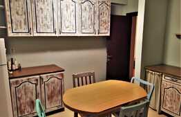 De vanzare apartament, 46 mp, zona Farmec