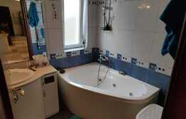 Apartament 3 camere, 110 mp,  2 parcari, zona Grand Hotel Italia