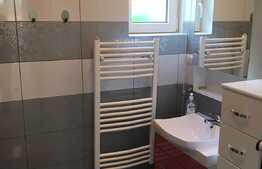 Apartament 3 camere, 85 mp, 2 parcari, zona Piata Cipariu