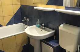 Apartament 3 camere, decomandat, 85 mp, parcare, zona UMF