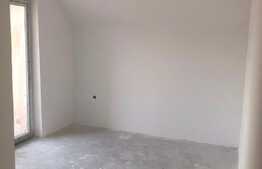PRET AVANTAJOS ! Casa cuplata de vanzare , 135 mp , 4 camere, garaj, Zona Florilor 