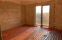 Duplex 120 mp utili, teren de 340 mp, incalzire prin pardoseala, asfalt, utilitati