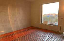 Duplex 120 mp utili, teren de 340 mp, incalzire prin pardoseala, asfalt, utilitati