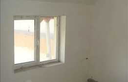 Apartament spatios dispus pe 2 nivele!