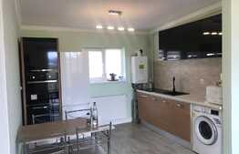 3 camere, 61mp, finisaje moderne! Zona Sesul de Sus!