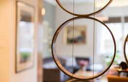 3 camere deosebit, 93 mp, finisat, mobilat, boxa, beci, zona Garii