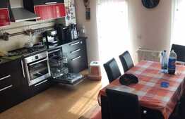 Duplex de vanzare, mobilat - utilat, circuit inchis, la 2 km de Vivo ! 