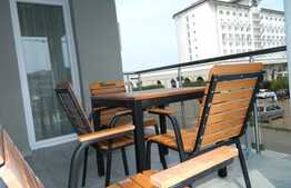 Apartament 2 camere, semidecomandat, 50 mp, zona Grand Hotel Italia