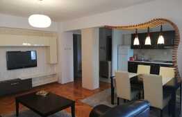 Apartament 4 camere, 100 mp, zona Piata Cipariu