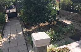  Casa individuala, 312 mp, teren 1445 mp, garaj, zona linistita de case