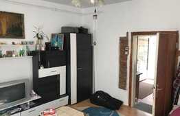  Casa individuala, 312 mp, teren 1445 mp, garaj, zona linistita de case