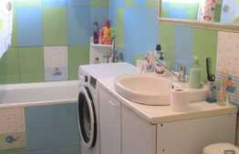 2 camere, 42 mp, terasa 15 mp, parcare, mobilat, zona Primariei Baciu