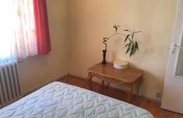 Apartament 3 camere, decomandat, 65 mp, zona strazii Bucuresti