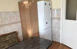 Apartament 3 camere, decomandat, 65 mp, zona strazii Bucuresti