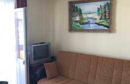 Apartament 3 camere, decomandat, 65 mp, zona strazii Bucuresti