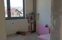 Vanzare casa tip duplex 