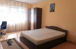 Apartament 2 camere decomandate, 60 mp, balcon, modern, zona strazii Lunii