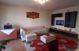 Posibilitate de decomandare, etaj intermediar, parcare, zona Florilor!