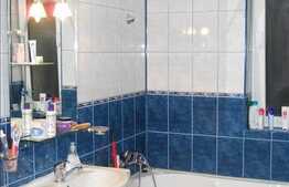 Vanzare apartament 2 camere, 70 mp