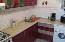 3 camere, 64 mp, etaj intermediar, 2 boxe, zona Casa Radio!