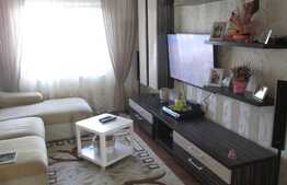 Apartament 3 camere, 61 mp, 2 parcari, zona Primariei Baciu