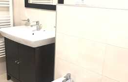 Apartament 3 camere, 140 mp, parcare, gradina, zona UMF