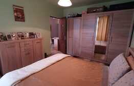 2 camere, spatiu de zi, parcare, etaj intermediar, zona Porii!