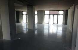 Spatiu comercial cu front stradal, ideal pentru SHOWROOM