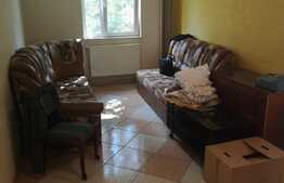 Apartament 4 camere, etaj intermediar, zona Nora