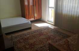 Apartament 4 camere, etaj intermediar, zona Nora