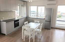 Apartament 3 camere, semidecomandat, 80 mp, zona linistita