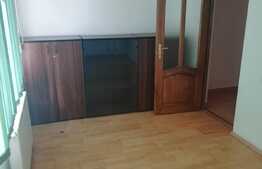 Birou 160mp, Compartimentat cu loc de parcare.