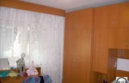 De vanzare 2 camere, mobilat partial