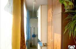 De vanzare 2 camere, mobilat partial