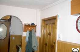 De vanzare 2 camere, mobilat partial